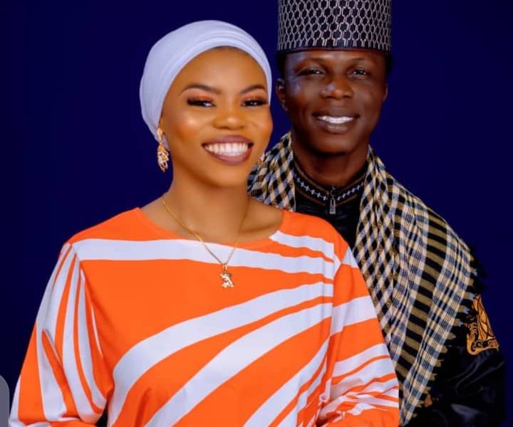 Lagos Journalist, Shola Adekunle Weds Sweetheart In Style
