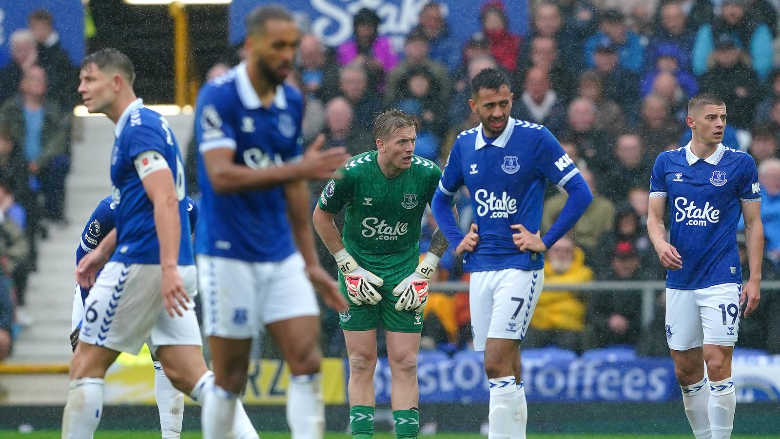 Premier League Hand Everton 10-point Deduction