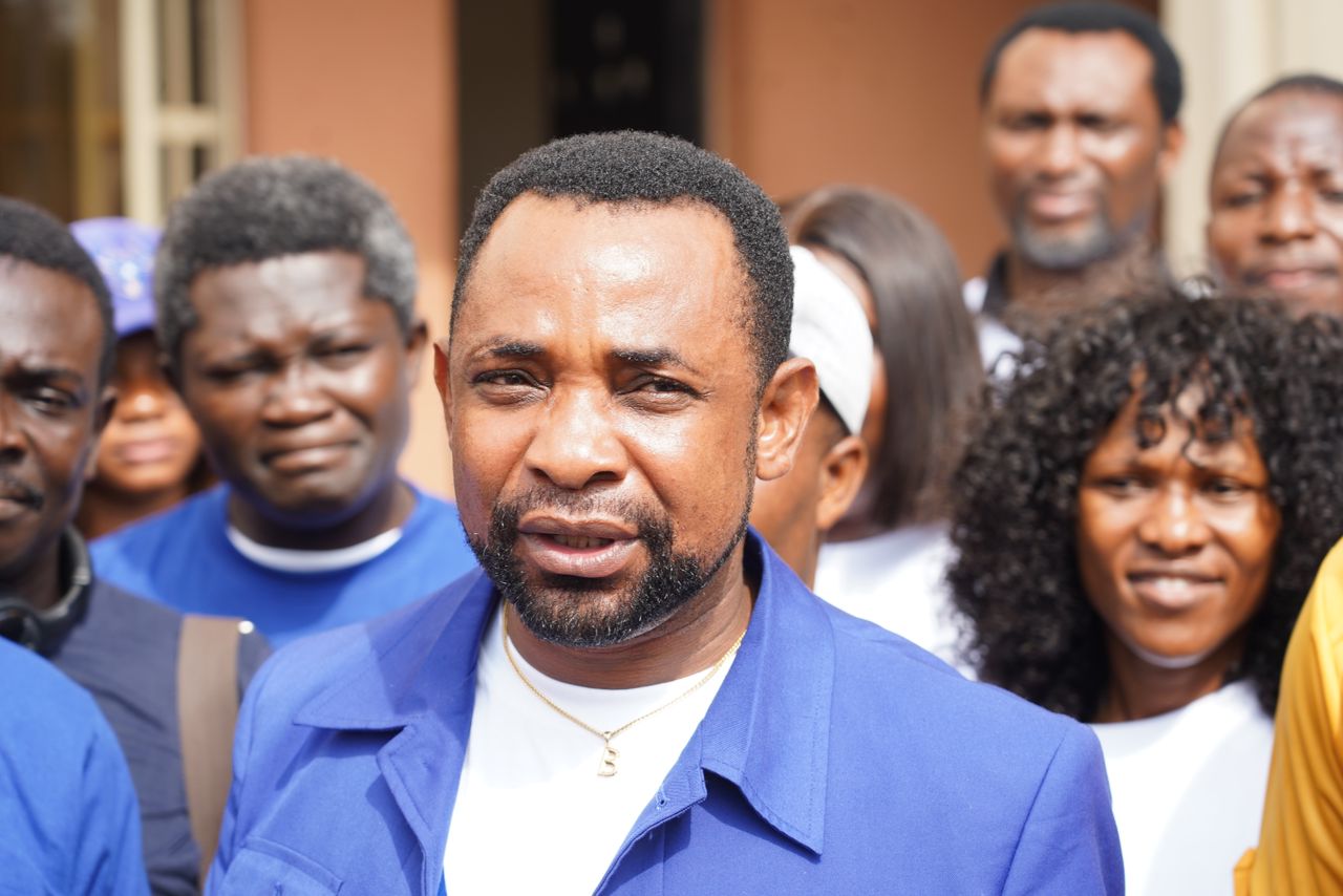 $87m Theft Case: AAS Investors Storm FCT High Court To Demand Justice As Jesam, Legal Team Clear The Air At Abayomi’s Hearing (VIDEO) 