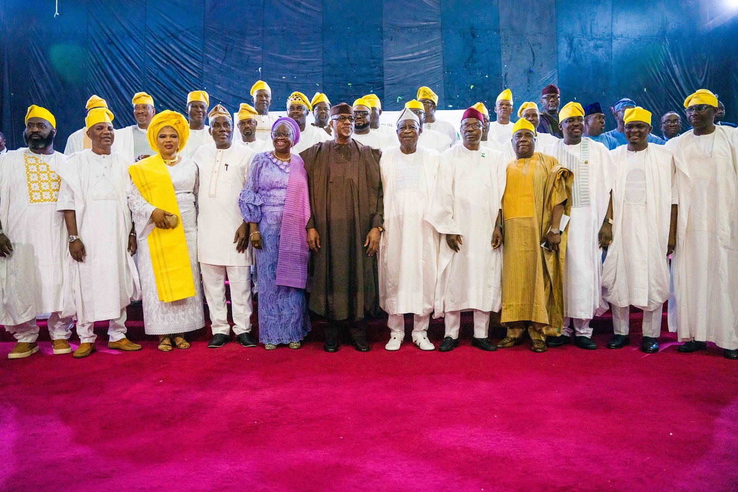 Abiodun Swears In New LG Chairmen, Vows To End Hooliganism In Ogun State