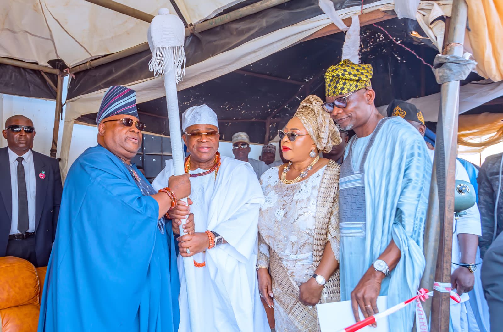 Gov Adeleke Presents Staff Of Office To New Owa Obokun