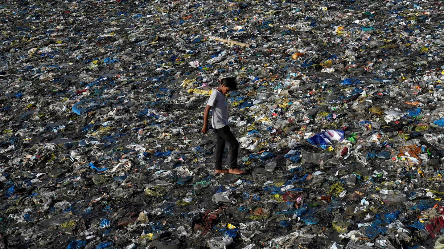 Global Talks On Plastic Pollution Treaty Break Down
