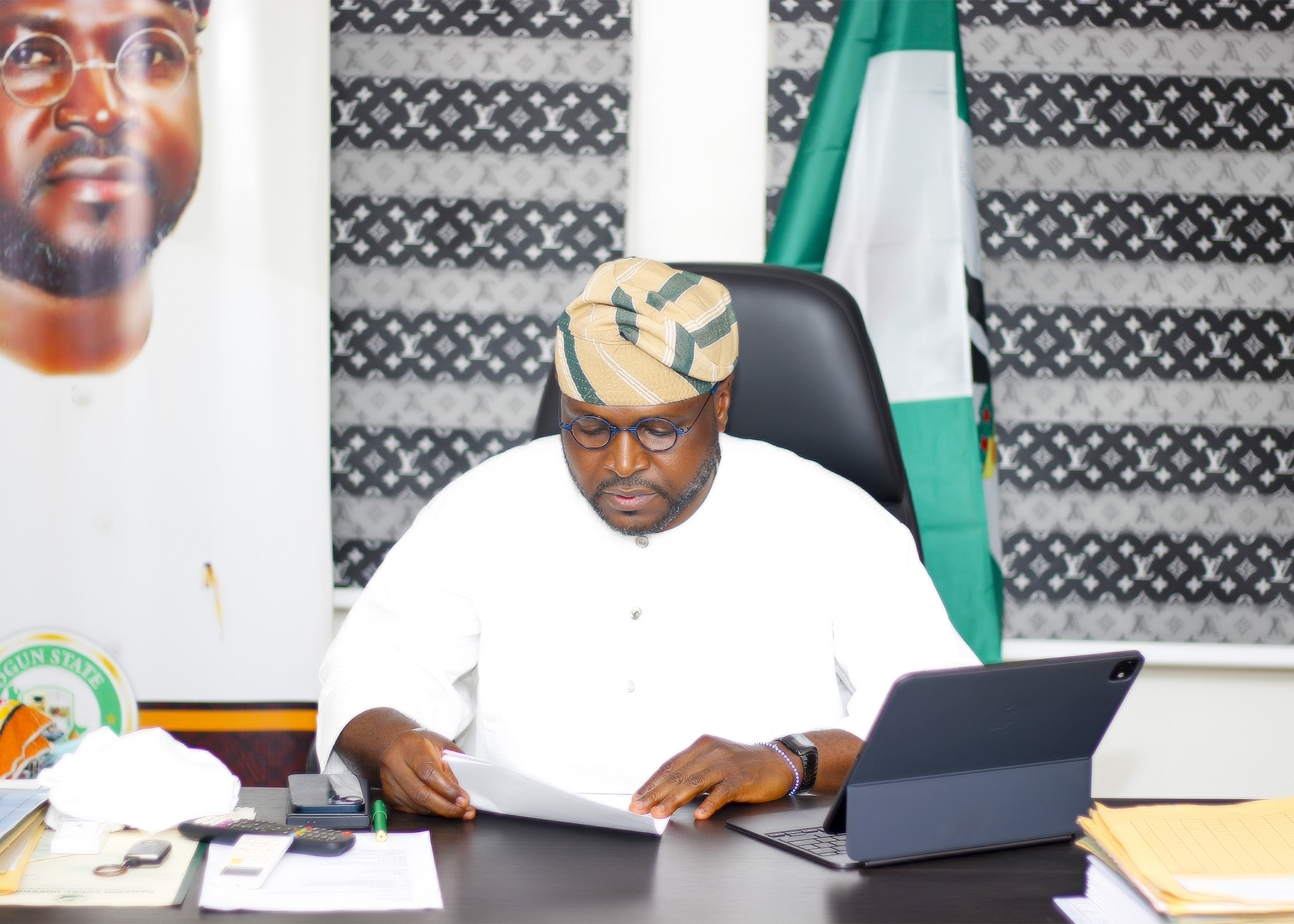 Sagamu LG Chairman Welcomes Pupils, Teachers As 2025/26 Academic Session Begins