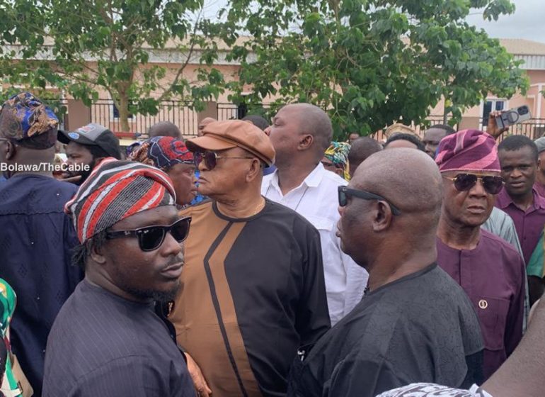 PHOTOS: Jide Kosoko, Yinka Quadri Present As Ogogo Is Laid To Rest In His Hometown