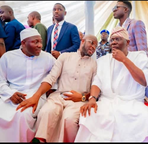 Sanwo-Olu, Bamidele, Oni, Other Dignitaries Commiserate With Bakare Family